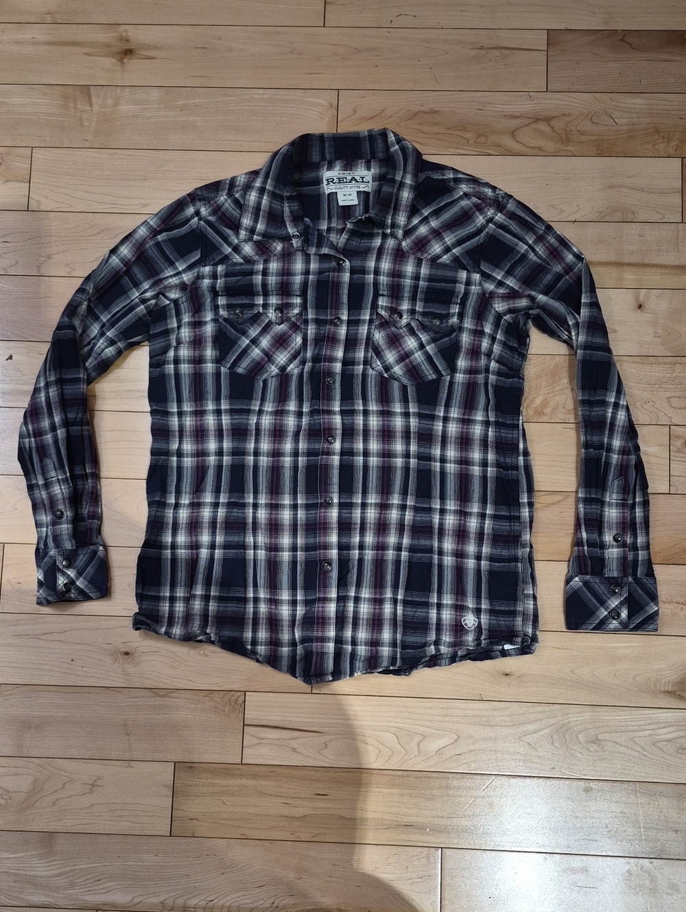 Ariat Women's Size Medium Snap Up Shirt